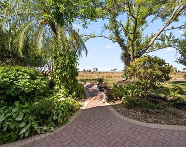 1871 Corsica Drive - Photo Thumbnail 16
