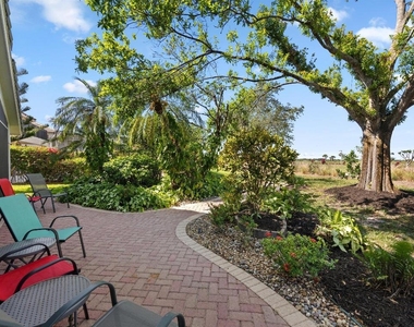 1871 Corsica Drive - Photo Thumbnail 15