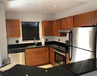 21911 Lake Forest Circle - Photo Thumbnail 3