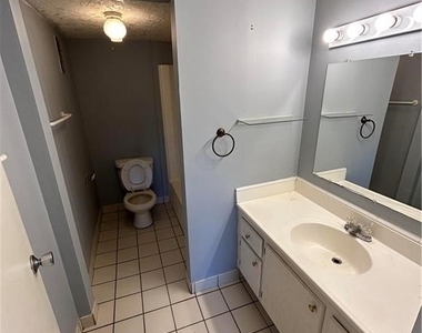 3706 Broadway - Photo Thumbnail 1
