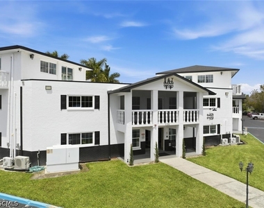 3706 Broadway - Photo Thumbnail 14