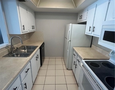 3706 Broadway - Photo Thumbnail 8