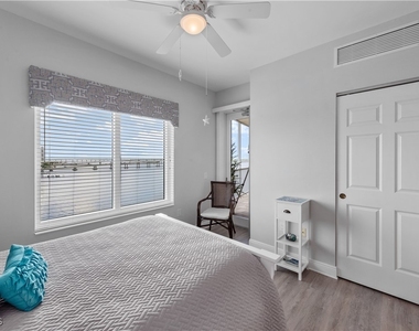 2743 1st Street - Photo Thumbnail 26