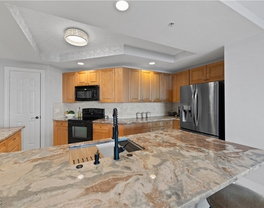 2743 1st Street - Photo Thumbnail 9