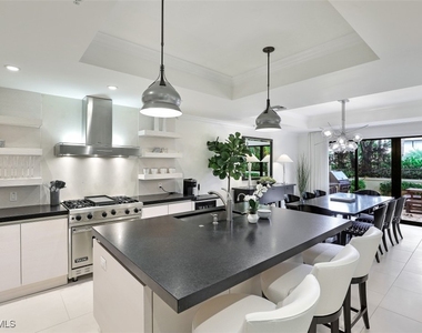 270 5th Avenue S - Photo Thumbnail 7