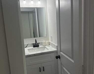 5774 Heron Drive - Photo Thumbnail 16