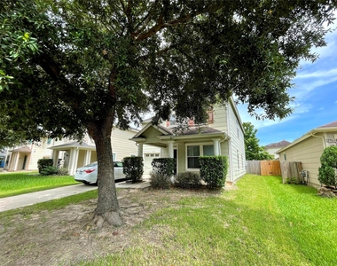 29618 Evergreen Hills Drive - Photo Thumbnail 1
