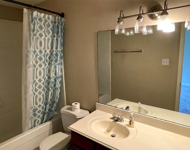 29618 Evergreen Hills Drive - Photo Thumbnail 13