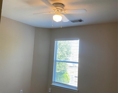 29618 Evergreen Hills Drive - Photo Thumbnail 19