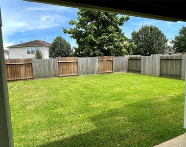 29618 Evergreen Hills Drive - Photo Thumbnail 24