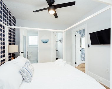 809 10th Avenue N - Photo Thumbnail 16