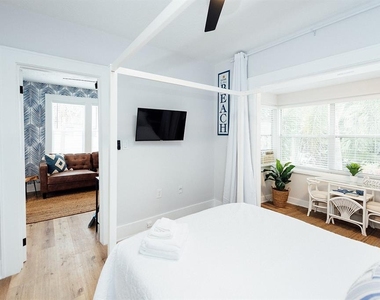 809 10th Avenue N - Photo Thumbnail 18