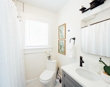 809 10th Avenue N - Photo Thumbnail 21