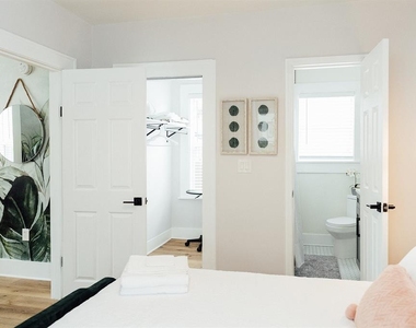 809 10th Avenue N - Photo Thumbnail 11
