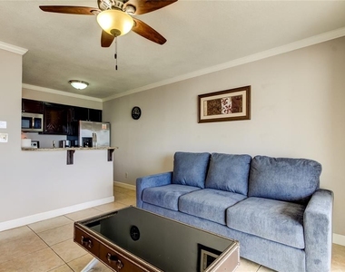 2506 N Rocky Point Drive - Photo Thumbnail 6