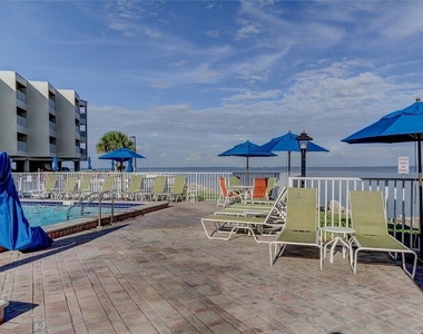 2506 N Rocky Point Drive - Photo Thumbnail 20