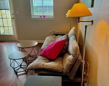 860 N Orange Avenue - Photo Thumbnail 2