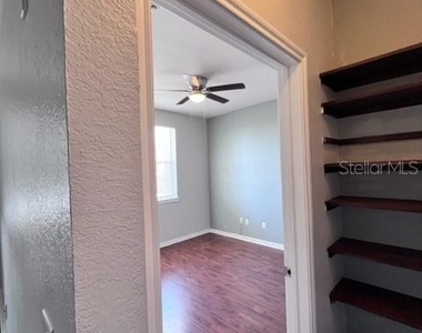 860 N Orange Avenue - Photo Thumbnail 17
