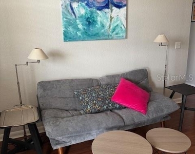 860 N Orange Avenue - Photo Thumbnail 1