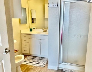 860 N Orange Avenue - Photo Thumbnail 31