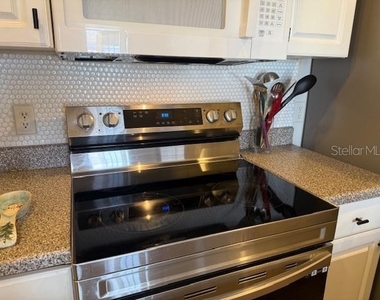 860 N Orange Avenue - Photo Thumbnail 43