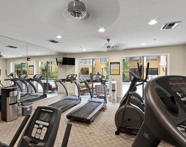 860 N Orange Avenue - Photo Thumbnail 87