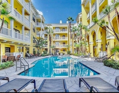 860 N Orange Avenue - Photo Thumbnail 57