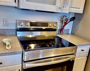 860 N Orange Avenue - Photo Thumbnail 62