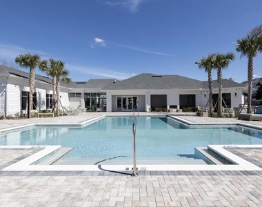 110 Zora Place - Photo Thumbnail 5