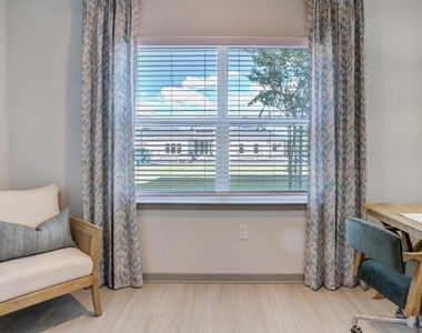 110 Zora Place - Photo Thumbnail 48