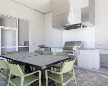 110 Zora Place - Photo Thumbnail 37