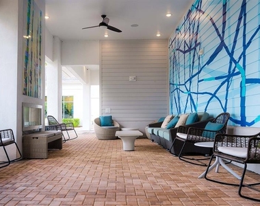 110 Zora Place - Photo Thumbnail 36