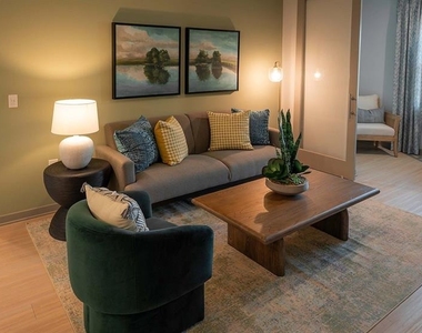 110 Zora Place - Photo Thumbnail 42