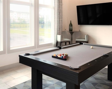 110 Zora Place - Photo Thumbnail 29