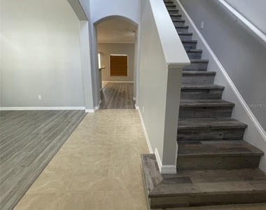 2827 Suncoast Lakes Boulevard - Photo Thumbnail 1