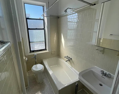 2013 83rd Street - Photo Thumbnail 9