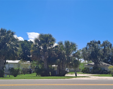 1118 Us Highway 441 - Photo Thumbnail 9