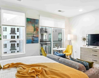 1133 Harding Place - Photo Thumbnail 34