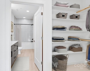 1133 Harding Place - Photo Thumbnail 26