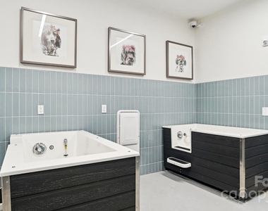 1133 Harding Place - Photo Thumbnail 17