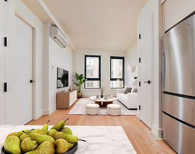 130 Hope Street - Photo Thumbnail 2