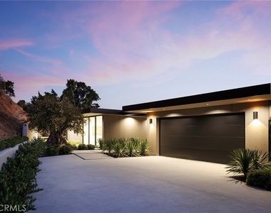 9015 Alto Cedro Drive - Photo Thumbnail 9