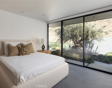 9015 Alto Cedro Drive - Photo Thumbnail 35