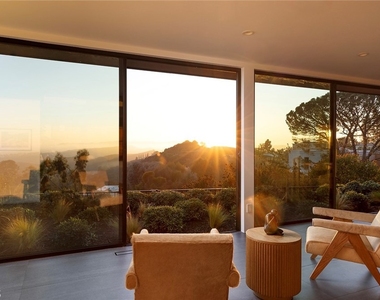 9015 Alto Cedro Drive - Photo Thumbnail 19