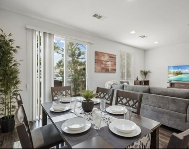 4720 E Washington Avenue - Photo Thumbnail 7
