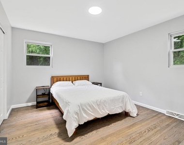 501 Bloomfield Drive - Photo Thumbnail 20