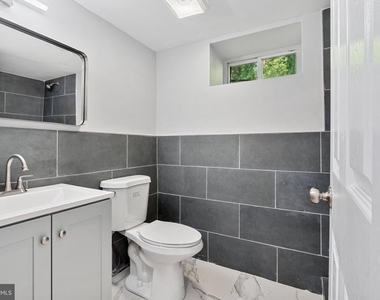 501 Bloomfield Drive - Photo Thumbnail 28
