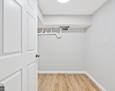 501 Bloomfield Drive - Photo Thumbnail 25