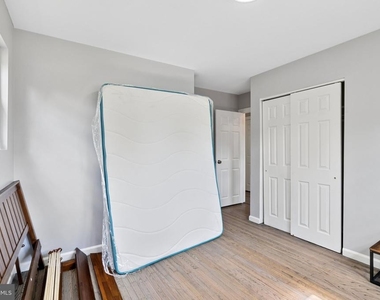 501 Bloomfield Drive - Photo Thumbnail 18