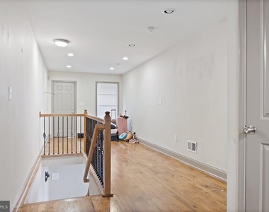 2209 Mullikin Street - Photo Thumbnail 7